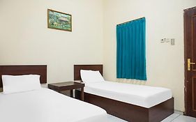 Hotel O Near Pasar Batik Setono Formerly Hotel Puspa Indah